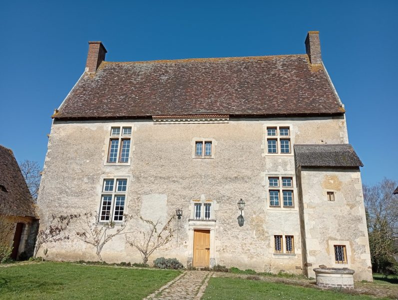 Manoir de la Cour de Coudrecieux (72)